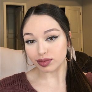 Meet your Posher, Jolene